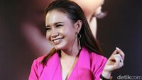 Rossa Sebut Sayang ke Cakra Khan, Netizen: Lebih Sayang Mana Sama Afgan?