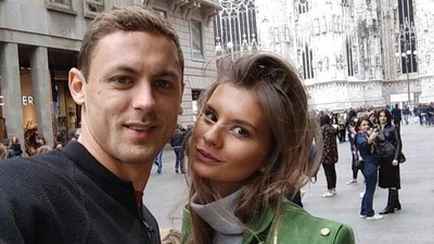 Foto: Liburannya Si Istri Cantik Nemanja Matic