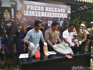 Wanita Digelonggong Air: Anak, Menantu hingga Ipar Jadi Tersangka