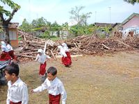 Dua Kelas SD di Bojonegoro Ambruk Diterjang Angin
