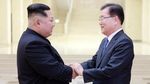 Foto: Momen Bersejarah Kim Jong-Un Temui Pejabat Korsel