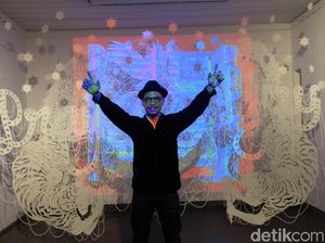 Buat Papercut Raksasa, Banyak yang Tak Menyangka Dibikin Rudy Atjeh