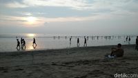 Foto: Sunset Cantik Dari Pantai Kuta