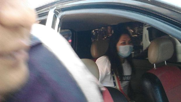 Hesti memiliki 7 rekening di BRI
