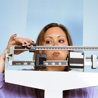 Kenapa Stres Bikin Berat Badan Naik? Ini Penyebab dan Solusinya