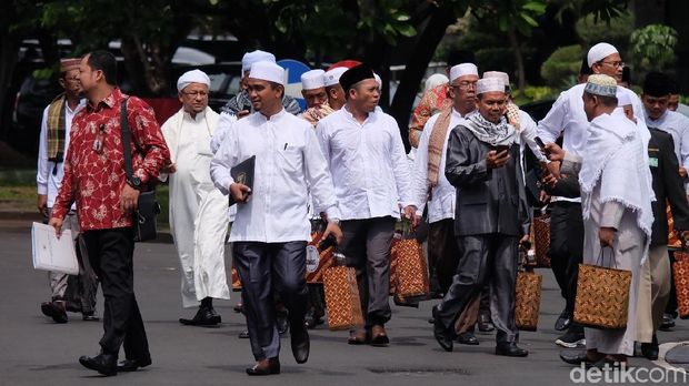 Ulama Sumut Temui Jokowi Bahas Kasus Penyerangan Pemuka Agama