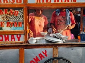 Ruang Kota dan Dilema Gerobak Kaki Lima