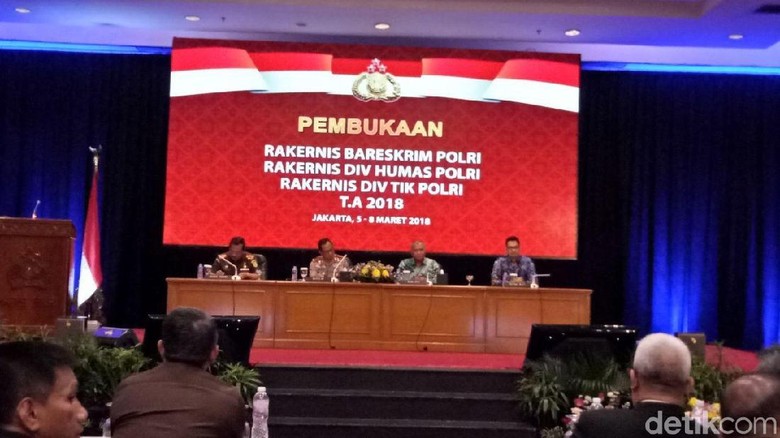 Pimpinan KPK, Jaksa Agung, Kapolri Hadiri Rakernas Bareskrim Polri Pimpinan KPK, Jaksa Agung, Kapolri Hadiri Rakernas Bareskrim Polri