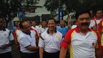 Saat Kapolri dan Panglima TNI Senam Hingga Makan Bubur Bareng