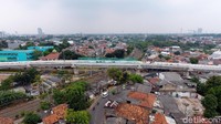 Flyover tersebut terbentang sejauh 400 meter.