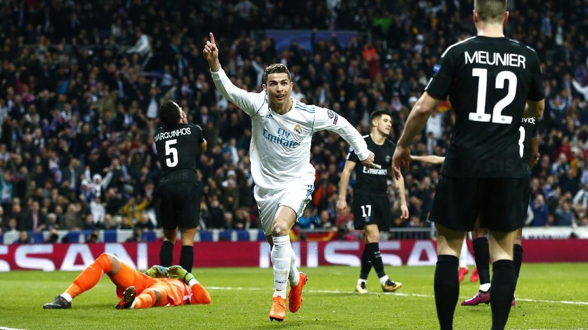 Real Madrid saat mengalahkan Paris Saint-Germain. (Foto: Gonzalo Arroyo Moreno/Getty Images)