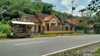 Kata Warga Ciamis Soal Mitos Larangan Rumah Bertingkat