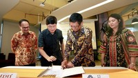 Sepanjang tahun 2017, Andalan Finance yang merupakan anak usaha dari PT Bintraco Dharma Tbk, berhasil menyalurkan fasilitas pembiayaan otomotif sebesar Rp 4,4 triliun dan optimistis menargetkan pertumbuhan penyaluran fasilitas pembiayaan sebesar delapan persen di tahun 2018. Foto: dok. BTPN