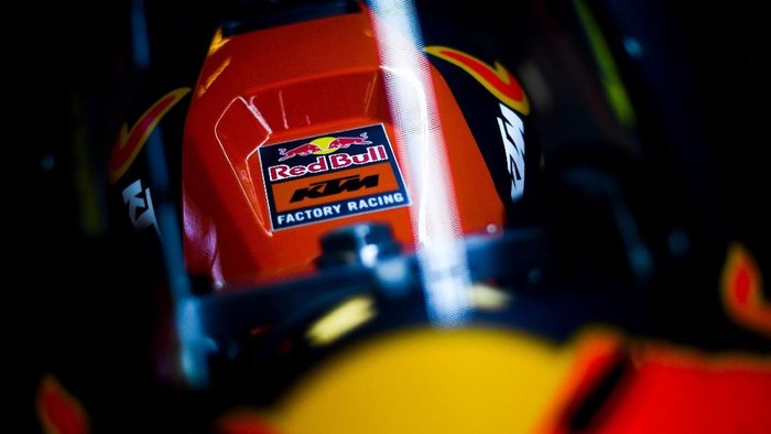 MONTMELO, SPAIN - JUNE 09:  A Red Bull KTM Factory Racing logo sits on Por Espargaros bike during free practice for the MotoGP of Catalunya at Circuit de Catalunya on June 9, 2017 in Montmelo, Spain.  (Photo by David Ramos/Getty Images)