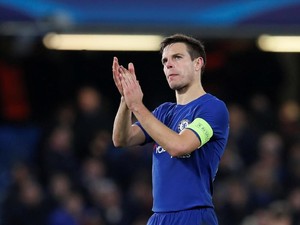 Air Mata Cesar Azpilicueta