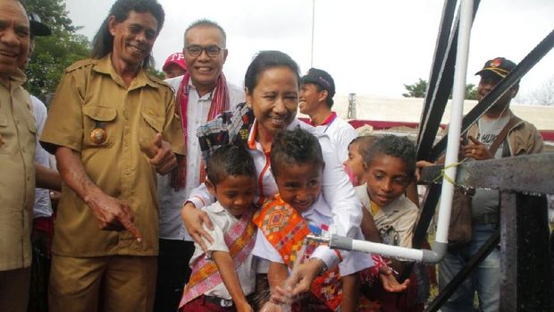 Menteri BUMN Rini Soemarno di Kupang