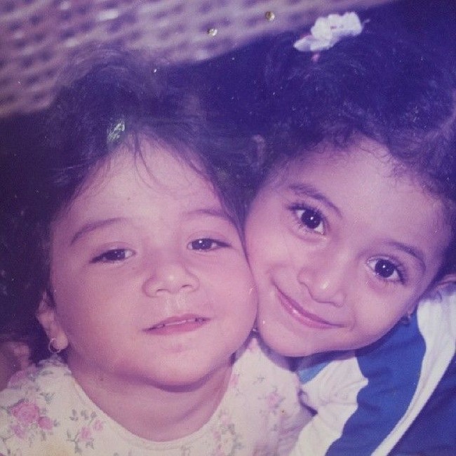 Dalam foto jadul ini terlihat wajah blasteran Putri dan Selly. Foto: Instagram Putri/Selly/Sitha Marino