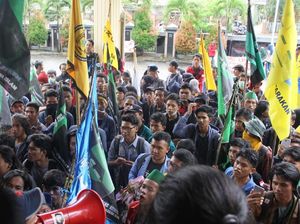 Tolak UU MD3 dan RKUHP, Demo Mahasiswa di Kalimantan Utara Ricuh