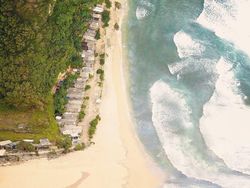 Keren Abis! Ketika Bumi Menjadi Bidang Lengkung