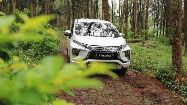 Menguji Performa Mitsubishi Xpander di Kaki Gunung Merbabu Menguji Performa Mitsubishi Xpander di Kaki Gunung Merbabu
