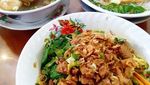 Enaknya Siang Ini Menikmati 10 Racikan Mie Ayam Kampung Kesukaan Netizen