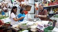 Aneka buah, sayur, seafood, daging dan bumbu segar bisa diperoleh di Tekka Centre. Kebanyakan pengunjung pasar ini adalah orang India dan Melayu. Foto: dok. detikFood