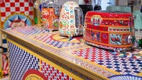 Dengan ornamen indah dan warna cerah sulit untuk melepaskan pandangan dari peralatan dapur yang cantik ini. Foto: Istimewa