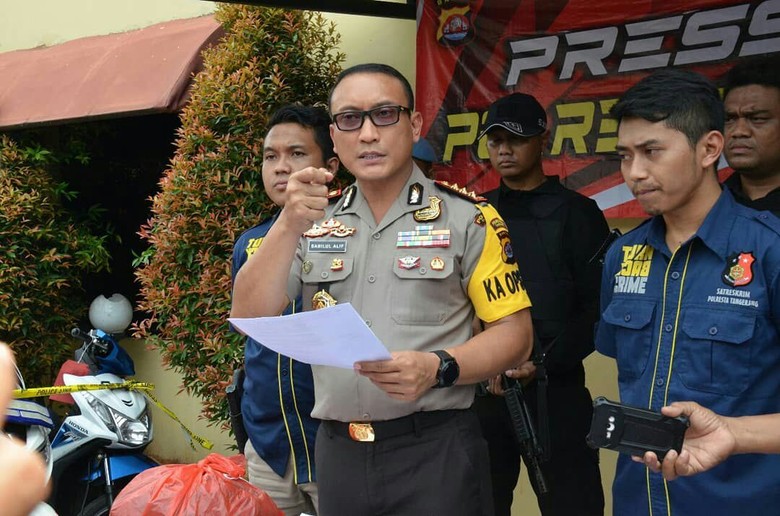 Polisi Ungkap Motif Pembunuhan Driver GrabCar di Tangerang Polisi Ungkap Motif Pembunuhan Driver GrabCar di Tangerang