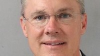 Selingkuhan Barry, Forrest, juga mengaku bersalah atas dakwaan kejahatan pencurian properti dan menerima hukuman tiga tahun percobaan. Dalam sidang, Forrest bersedia membayar ganti rugi US$ 45 ribu kepada pemerintah kota Nashville. Foto: Metro Nashville Police Department