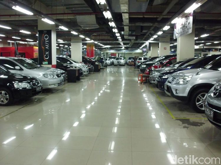 2 Mobil Ini Bikin Rusuh Pasar Mobil Bekas