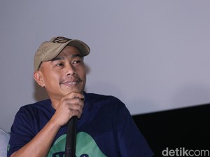 Sibuk Bertani, Pidi Baiq Jawab Pertanyaan Netter soal Novel Ancika