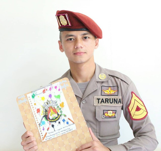 Ong Seongwoo dengan kearifan lokal, tambah netizen lainnya yang menyebut wajah Jevo sangat mirip dengan salah satu idol K-Pop Foto: Instagram