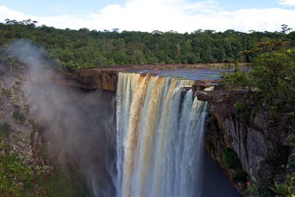Guyana bebas visa 30 hari buat traveler Indonesia. Wisata alamnya sungguh menarik buat menghabiskan liburan (Thinkstock) Guyana bebas visa 30 hari buat traveler Indonesia. Wisata alamnya sungguh menarik buat menghabiskan liburan (Thinkstock)