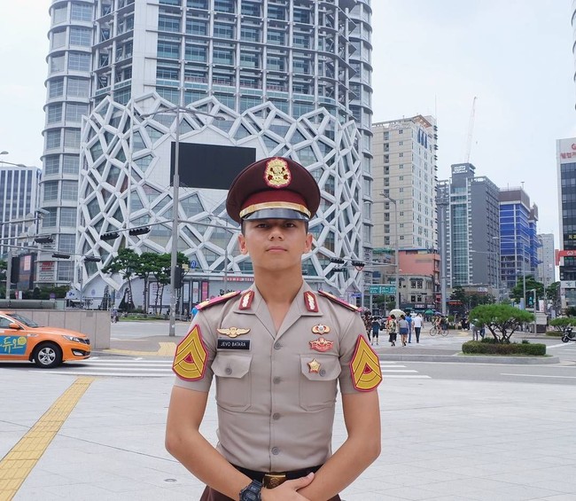 Beberapa netizen bahkan menyebut Jevo sebagai sosok suami yang sempurna. The perfect husband 😆😄😍💙, komentar @milalailaa Foto: Instagram