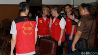 Sarwoto menambahkan, belum dapat memberikan bocoran terkait materi tuntutan karena masih dalam tahap penyusunan.
