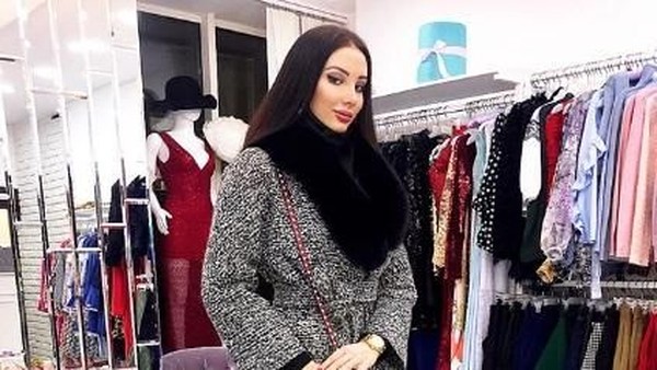 Cantik dan Seksinya Syahrini Rusia
