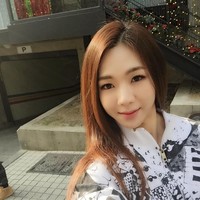 Jika mengenakan pakaian tertutup, tentu kamu tak akan menyangka di balik wajahnya yang menawan ini terdapat tubuh kekar dan berotot. Foto: Instagram