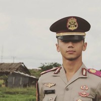 Postingan foto-foto Jevo di akun Instagramnya itu pun dibanjiri komentar yang memuji ketampanannya. Foto: Instagram