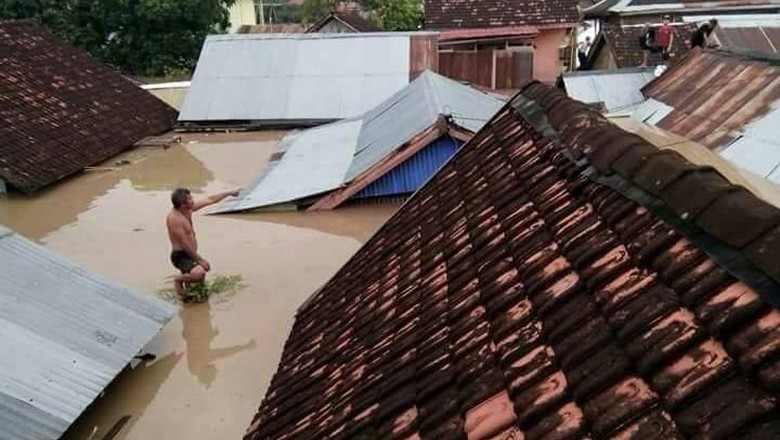 Banjir Landa 6 Kelurahan di Dompu NTT, Ribuan Rumah Terendam Banjir Landa 6 Kelurahan di Dompu NTT, Ribuan Rumah Terendam
