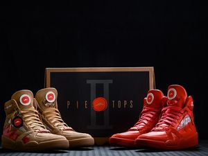 Makin Keren, Pizza Hut Kembali Rilis Sneakers Canggih untuk Pesan Pizza