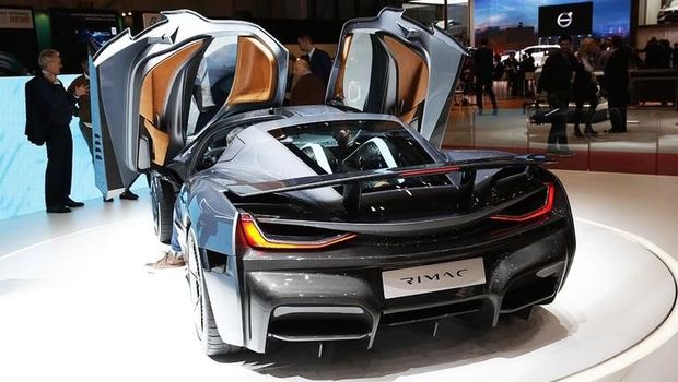 Mobil listrik cantik Rimac 