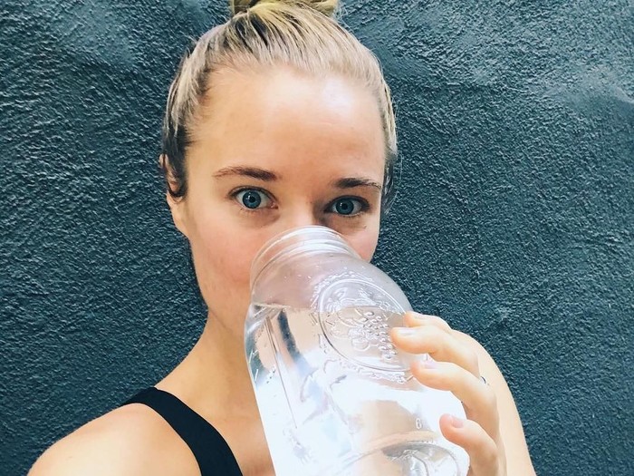 Jordan Younger, dulunya vegan hingga akhirnya mengidap orthorexia karena obsesi pada makanan sehat. Foto: Instagram/thebalancedblonde Jordan Younger, dulunya vegan hingga akhirnya mengidap orthorexia karena obsesi pada makanan sehat. Foto: Instagram/thebalancedblonde