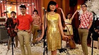 White Shoes and The Couples Company menjadi salah satu wakil dari Indonesia di gelaran South by Southwest (SXSW) di Austin, Texas, Amerika Serikat pada tahun 2008 lalu. (Dok. Instagram/wsatcc)