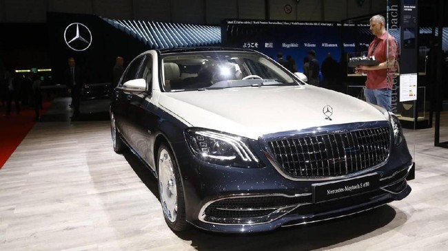 Mercedes-Maybach S-Class Foto: Pool (Motor1) Mercedes-Maybach S-Class Foto: Pool (Motor1)