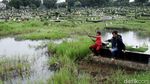 Foto: Mancing di TPU Tanah Kusir