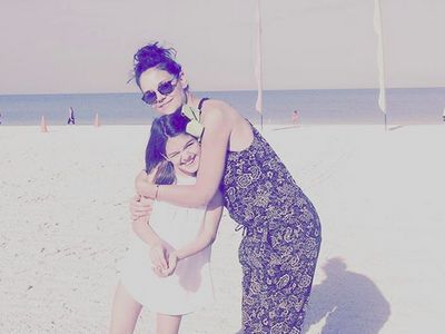 So Sweet! Momen Kebersamaan Katie Holmes dan sang Putri, Suri