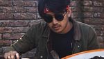10 Pose Keren M. Aga, Barista Ganteng yang Bikin Gagal Fokus
