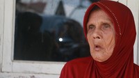Nyandang menikahi istrinya saat usia 23 tahun.