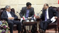 Pertemuan tersebut membahas hubungan bilateral dan keparlemenan kedua negara.