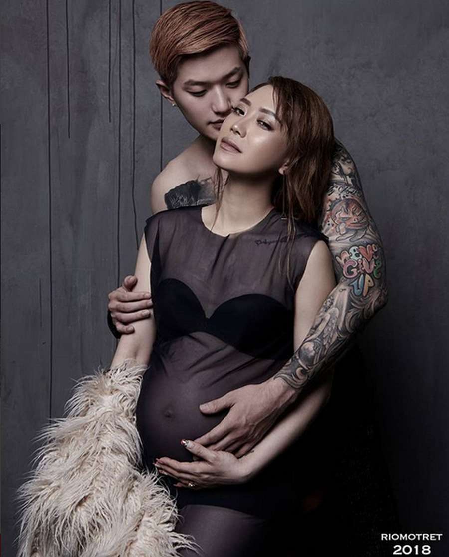 Intip Foto Maternity Lee Jeong Hoon Dan Monique Octaviani